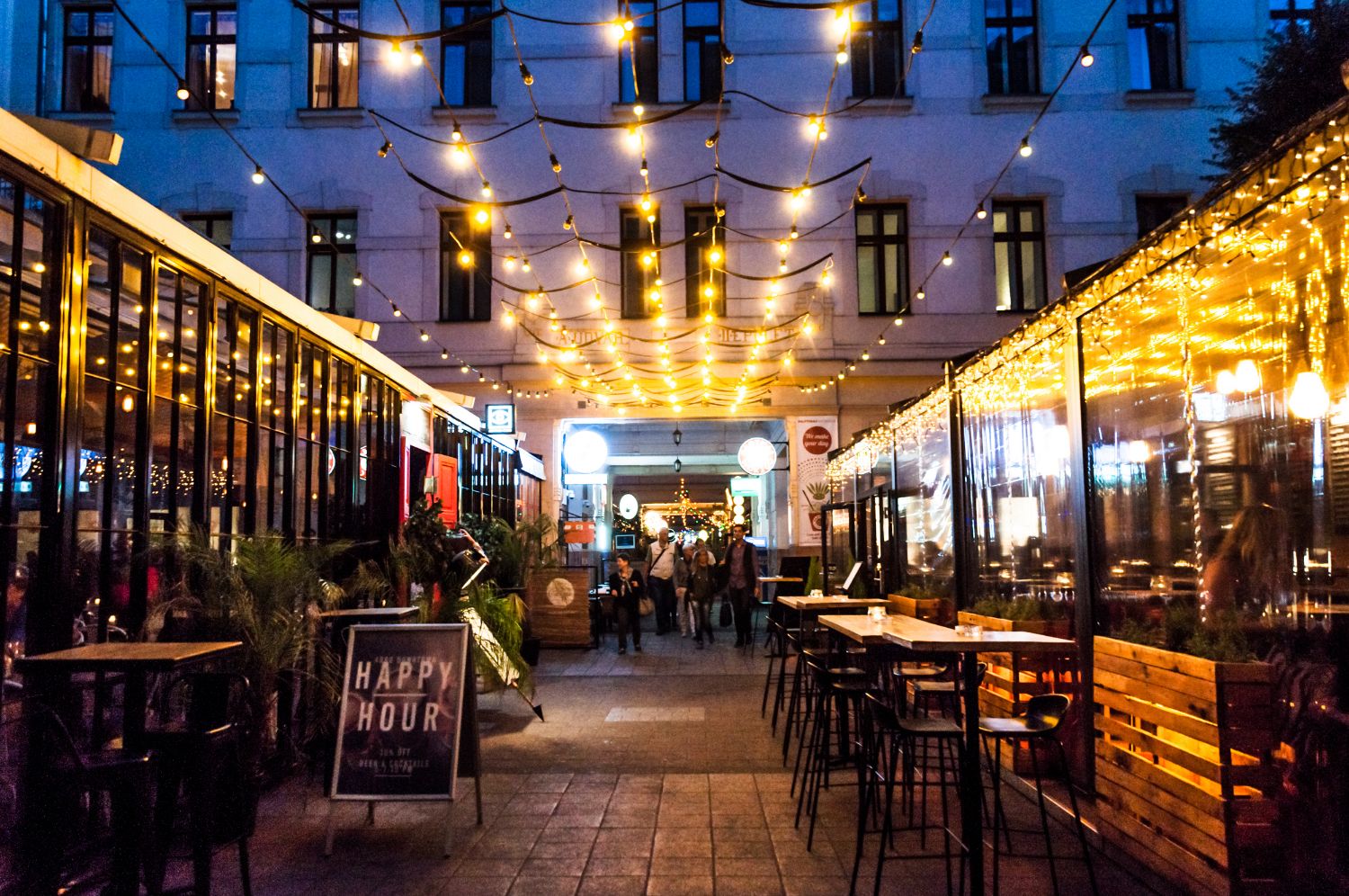 Restaurant Security Services